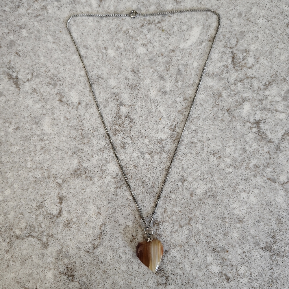 Heart Pendant Necklace in Brown and Cream
